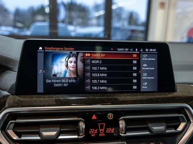 BMW X3 40i PANO AHK LED ACC W-LAN NAVI KAMERA