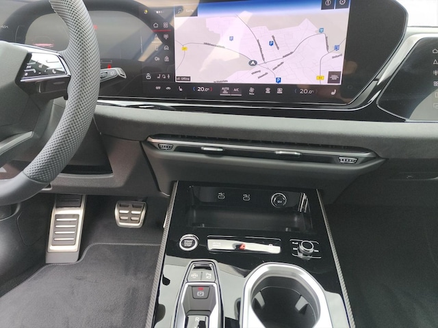 Audi A6 Avant Quattro S-Tronic