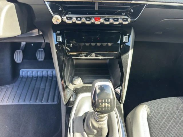 Peugeot 2008 Allure Pack PureTech