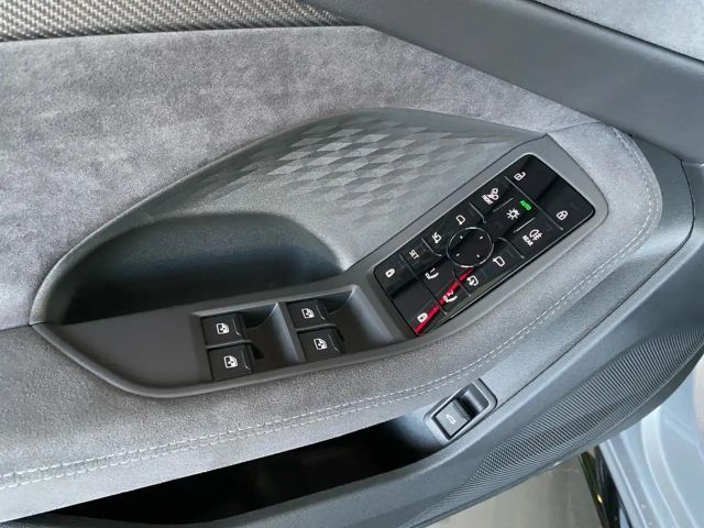 Audi S5 Avant Quattro