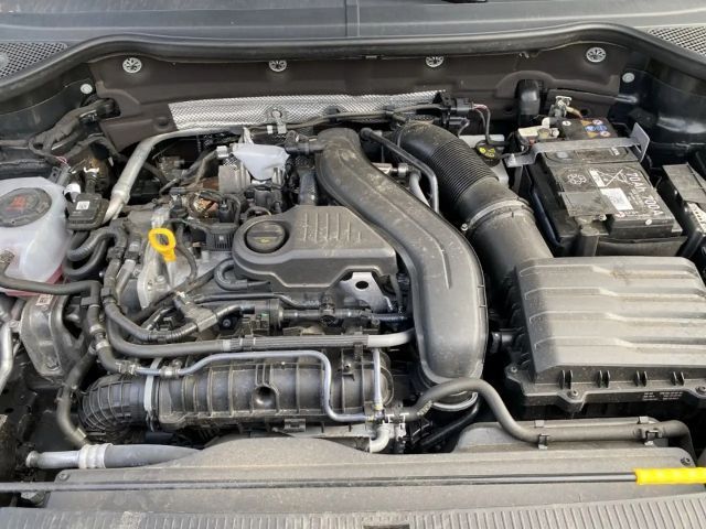 Cupra Ateca Basis AHK-klappbar Navi Digitales Cockpit 360 Kame