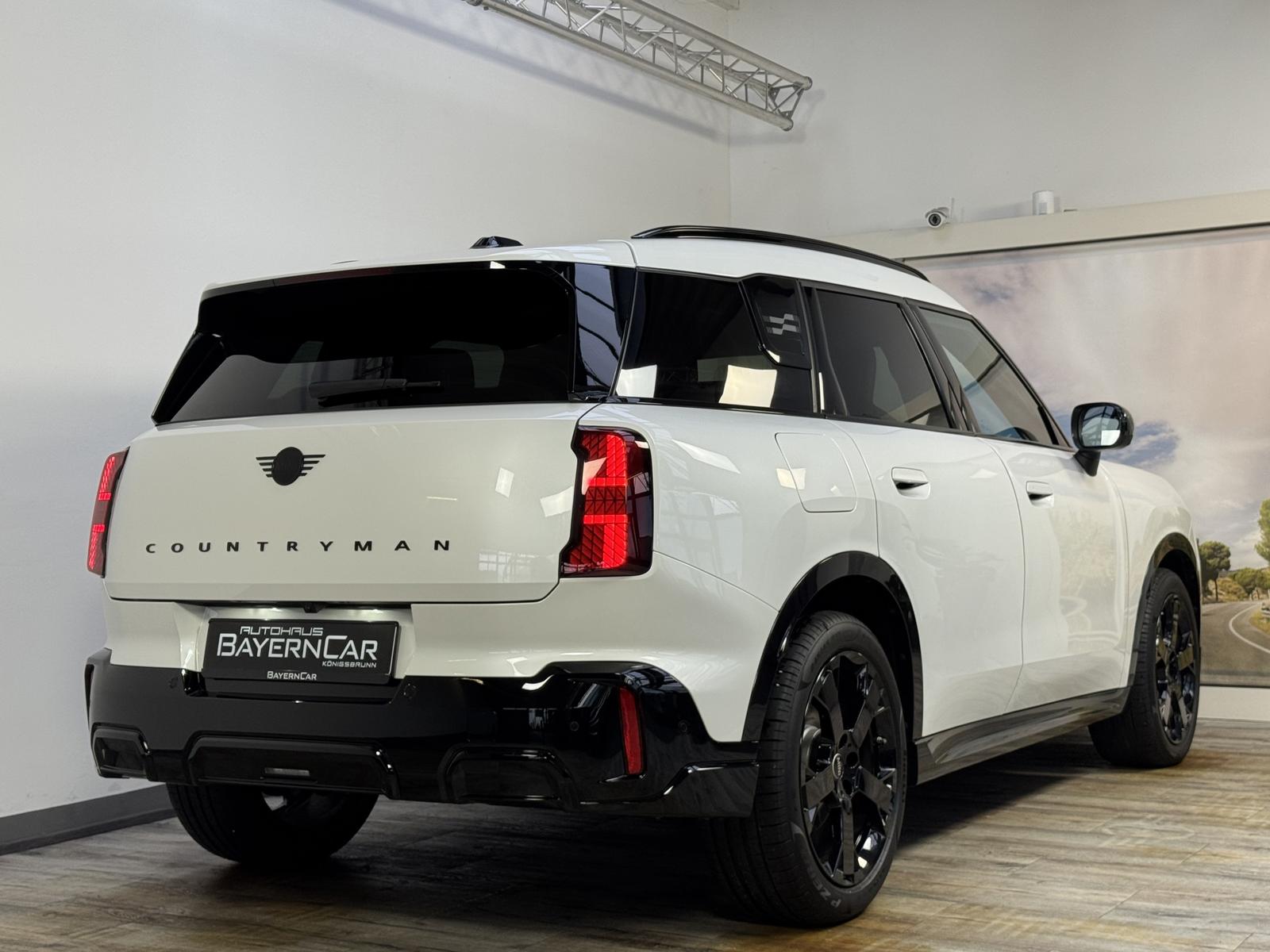 MINI Cooper C Countryman John Cooper Works