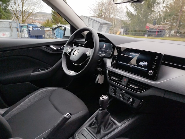 Skoda Kamiq Kamiq Essence 70/1.0 M5F