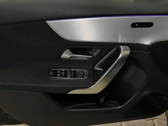 Mercedes-Benz A 200 AMG Line