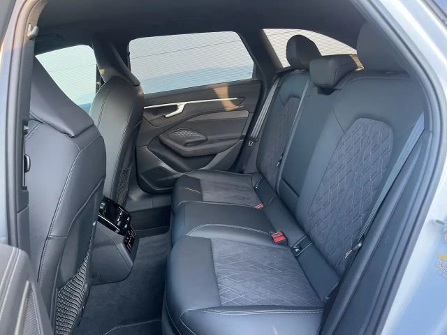 Audi A6 Avant Quattro S-Line