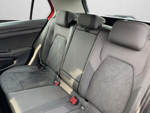 Volkswagen Golf 1.5 eTSI Golf VIII Style