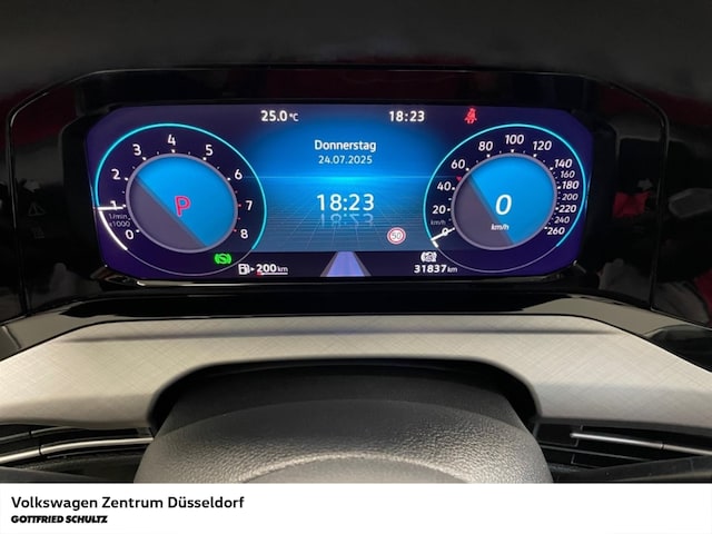 Volkswagen Golf 1.5 eTSI DSG Life Variant