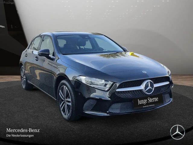 Mercedes-Benz A 250 A 250 e Style