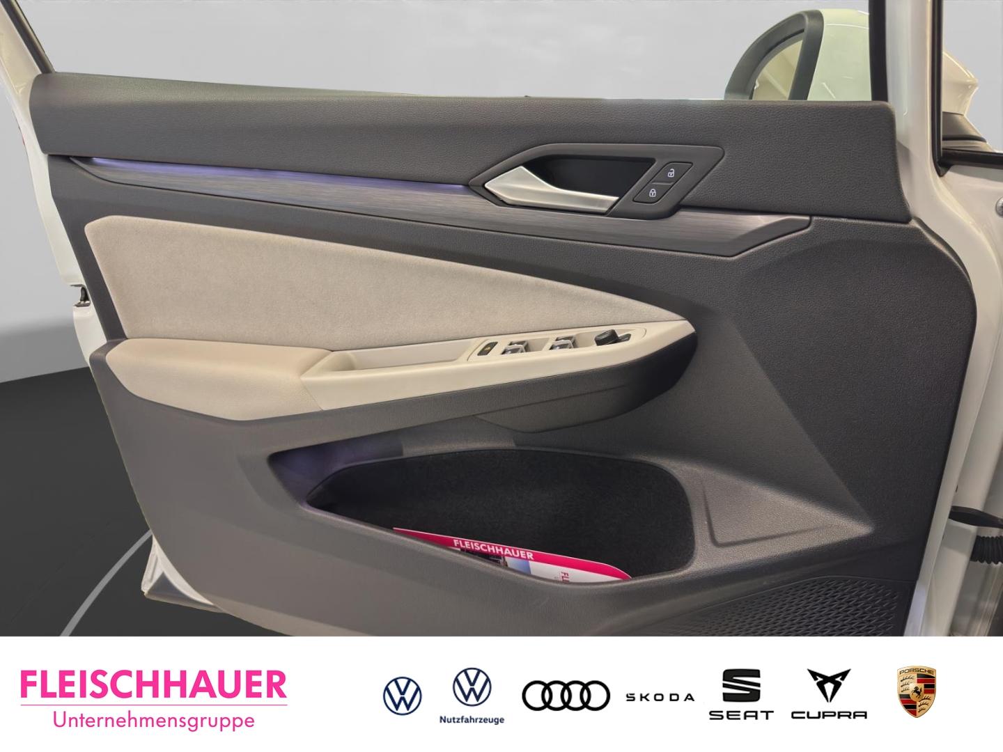 Volkswagen Golf 1.5 eTSI Golf VIII Style