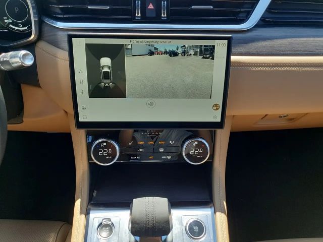 Jaguar F-Pace AWD P400e