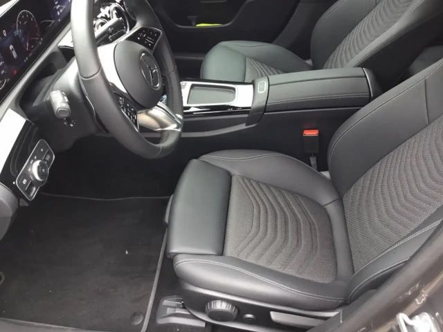 Mercedes-Benz A 180 Progressive