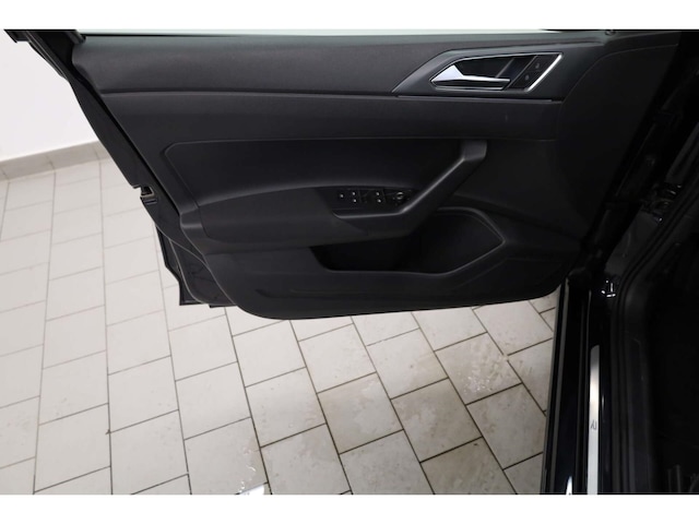 Volkswagen Taigo 1.0 TSI R-Line