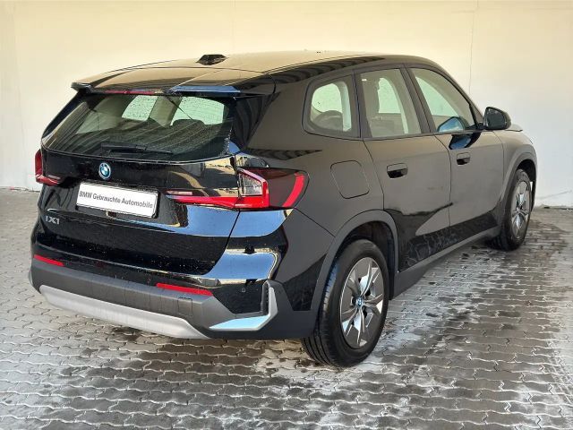 BMW iX1 xDrive30