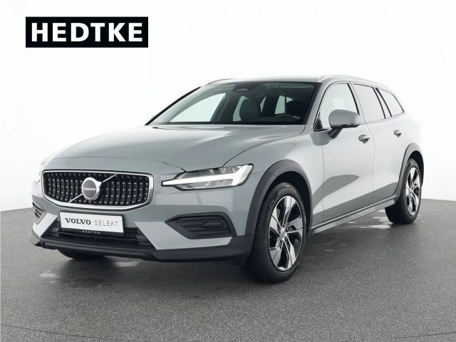Volvo V60 AWD Plus