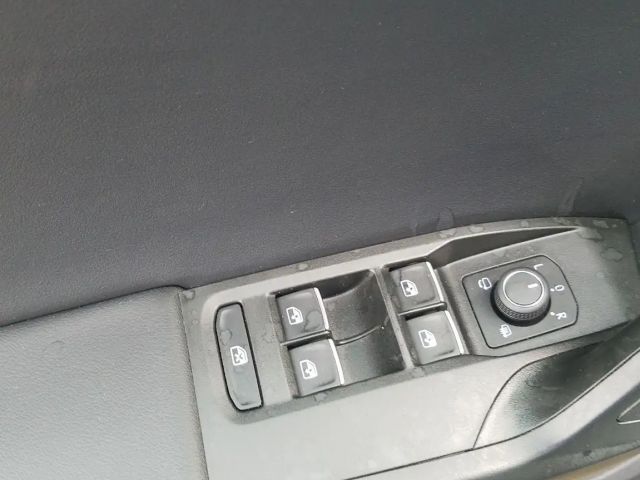 Seat Leon 1.5 eTSI FR-lijn Sportstourer