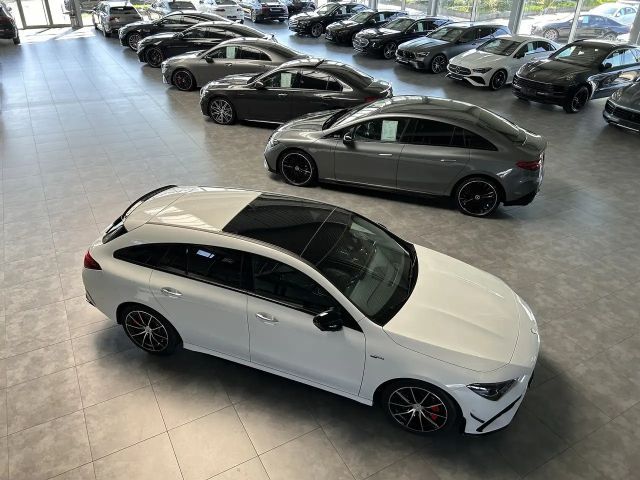 Mercedes-Benz CLA 35 AMG AMG Line Premium