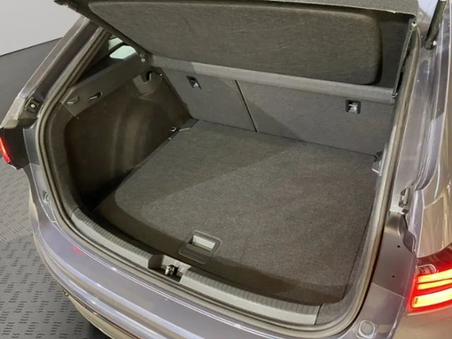 Volkswagen Taigo 1.0 TSI R-Line