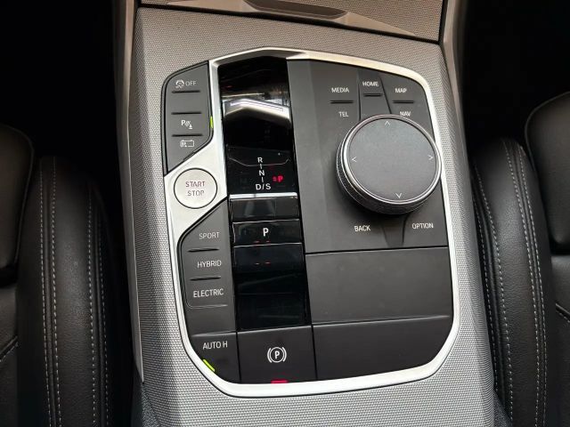 BMW 330 330e Touring