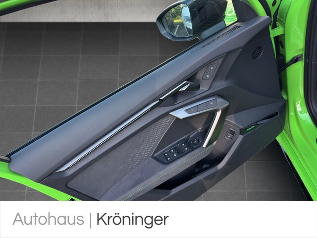 Audi RS3 Quattro S-Tronic Sedan