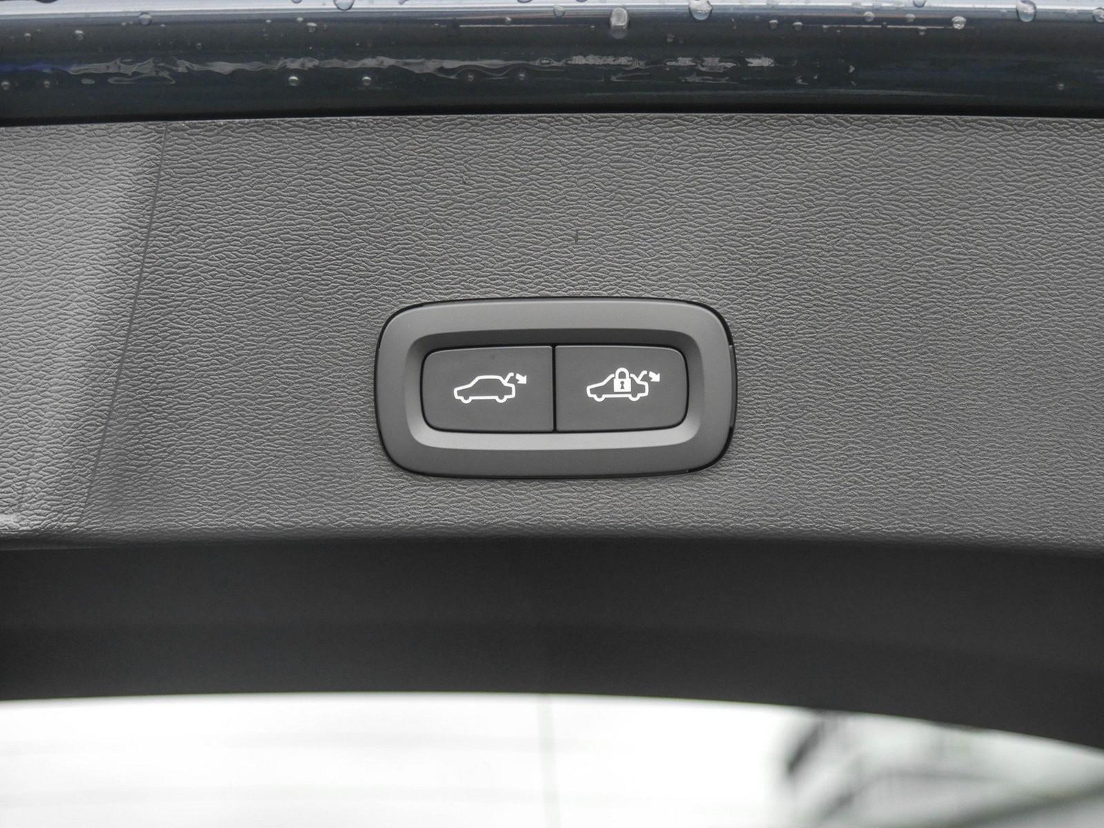 Volvo EX40 Extended range Plus Single motor