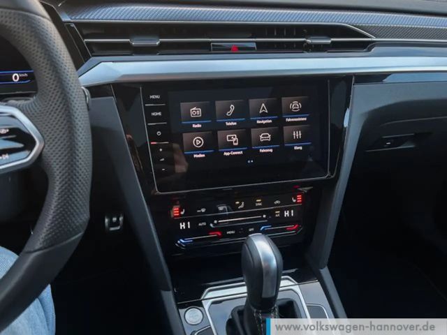 Volkswagen Arteon 2.0 TSI DSG R-Line