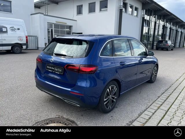 Mercedes-Benz B 200 Progressive