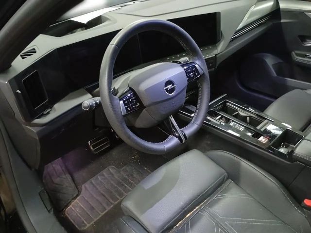 Opel Astra Sports Tourer Ultimate