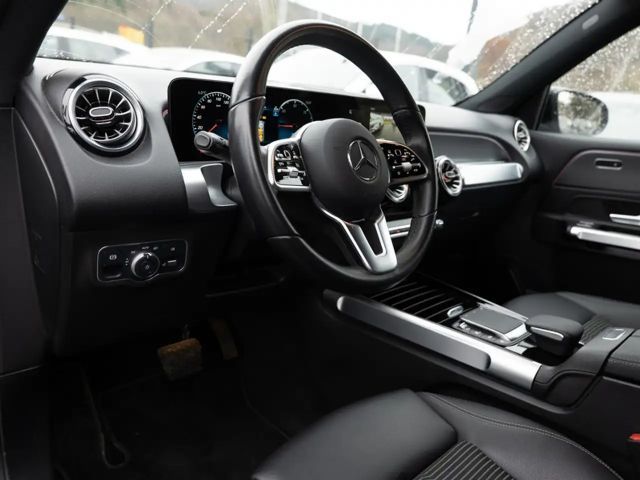 Mercedes-Benz EQB 300 4MATIC Progressive