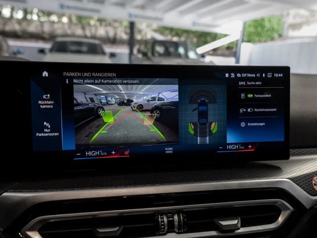 BMW 320 320d M-Sport Sedan xDrive