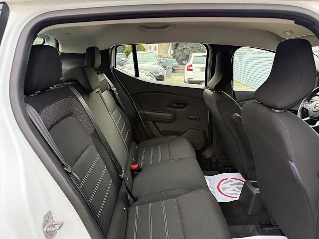 Dacia Sandero Essential Stepway TCe 90