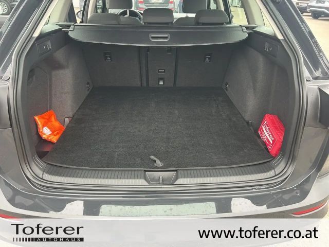 Volkswagen Golf DSG Life Variant