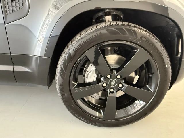 Land Rover Defender 110 AWD D300