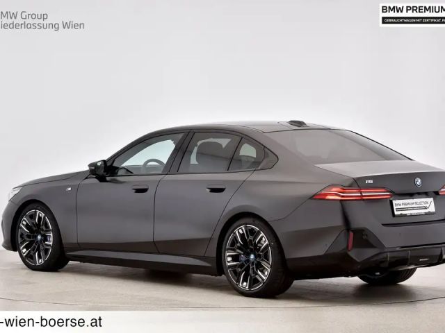 BMW i5 M60 Sedan xDrive