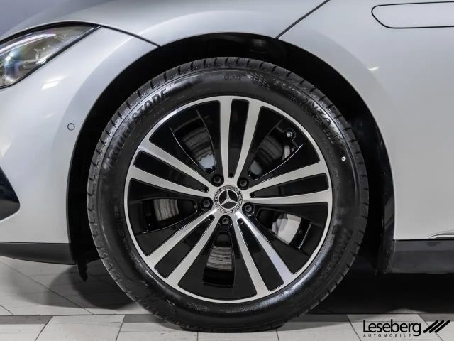 Mercedes-Benz EQE 300 Sedan