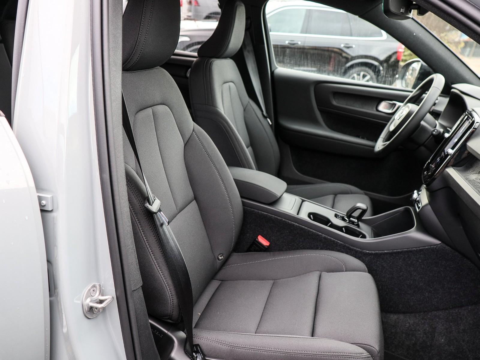 Volvo EX40 Extended range Plus Single motor