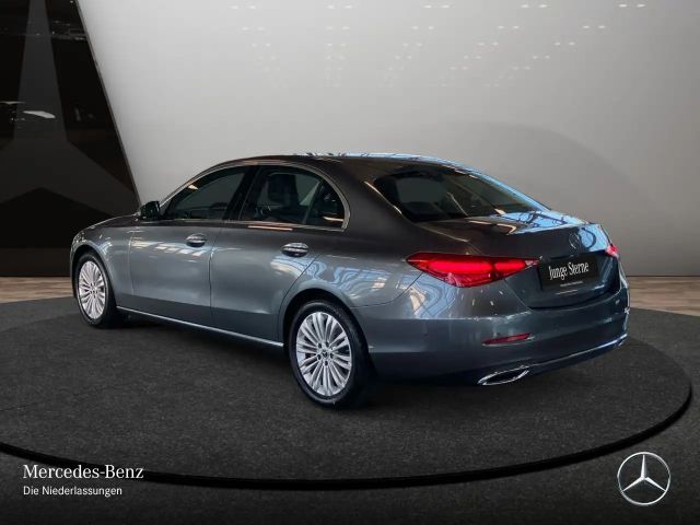 Mercedes-Benz C 180 AVANTGARDE Sedan