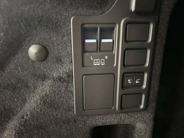 Land Rover Discovery D250 S