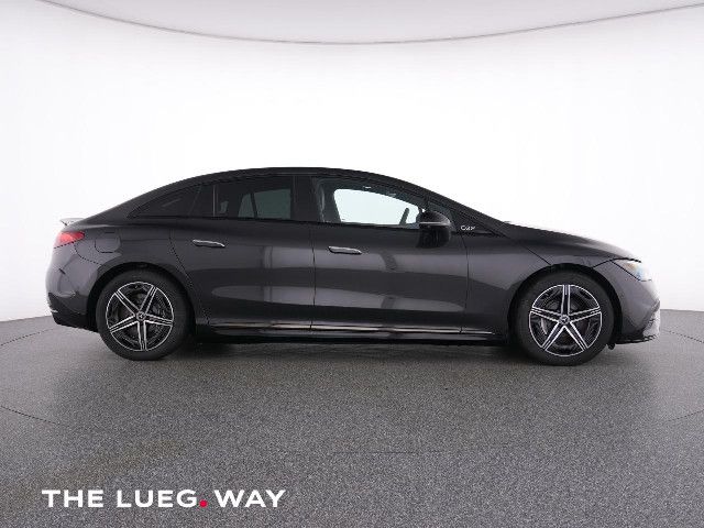 Mercedes-Benz EQE 300 Sedan