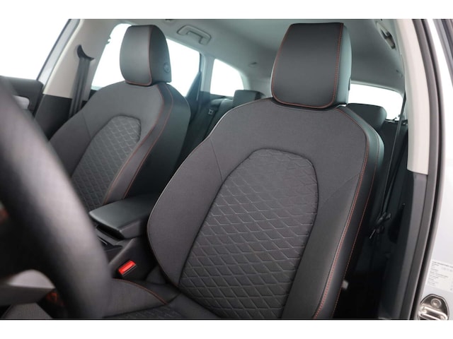 Seat Leon 1.5 eTSI FR-lijn Sportstourer