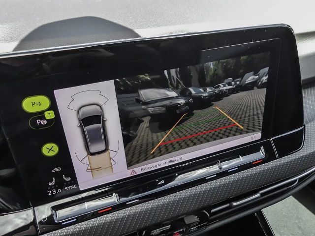 Volkswagen Golf R-Line Variant