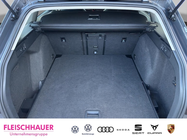 Volkswagen Golf 2.0 TDI Golf VIII Life Variant