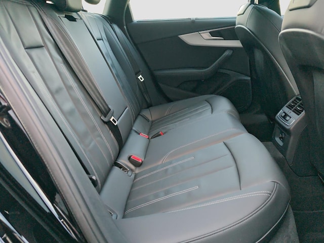 Audi A4 40 TFSI Avant S-Tronic