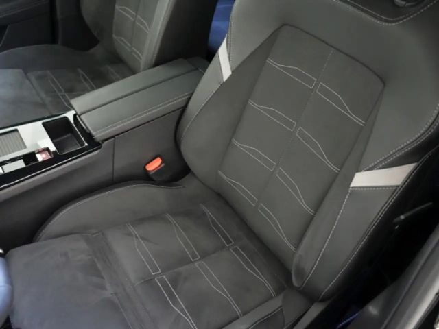 Opel Astra Sports Tourer Ultimate