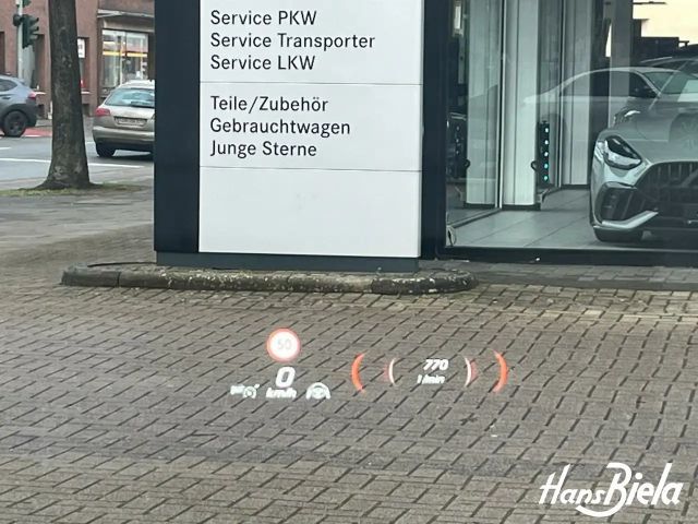 Mercedes-Benz GLA 220 4MATIC AMG Line