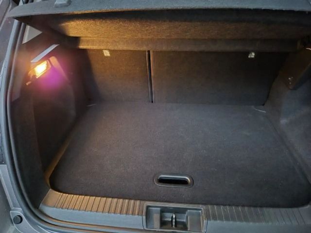 Renault Captur EDC Intens TCe 140