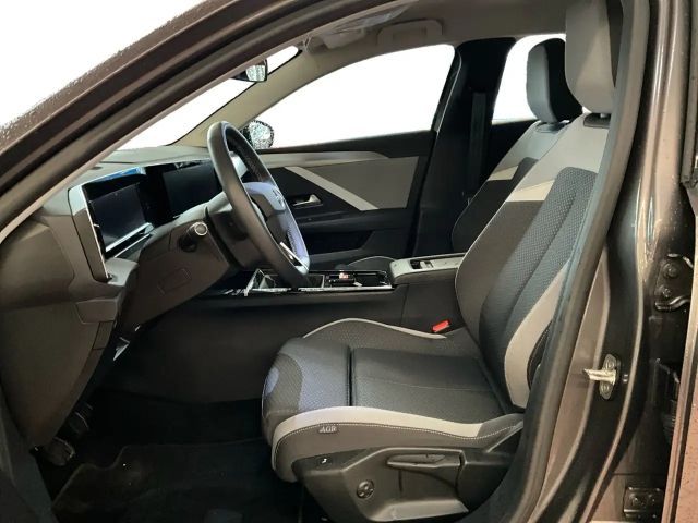 Opel Astra 1.2 Turbo Enjoy Turbo