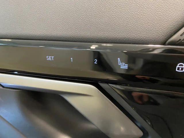 BMW 520 520d M-Sport Sedan