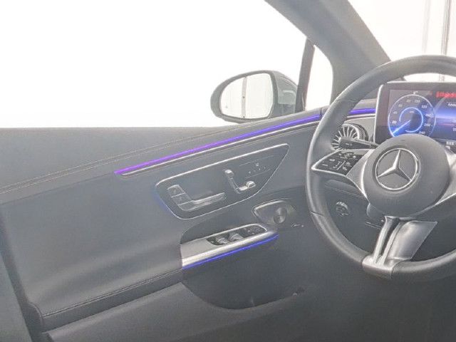 Mercedes-Benz EQE 300 Sedan