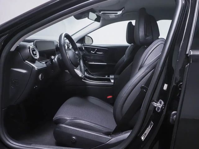 Mercedes-Benz C 200 4MATIC AVANTGARDE Sedan