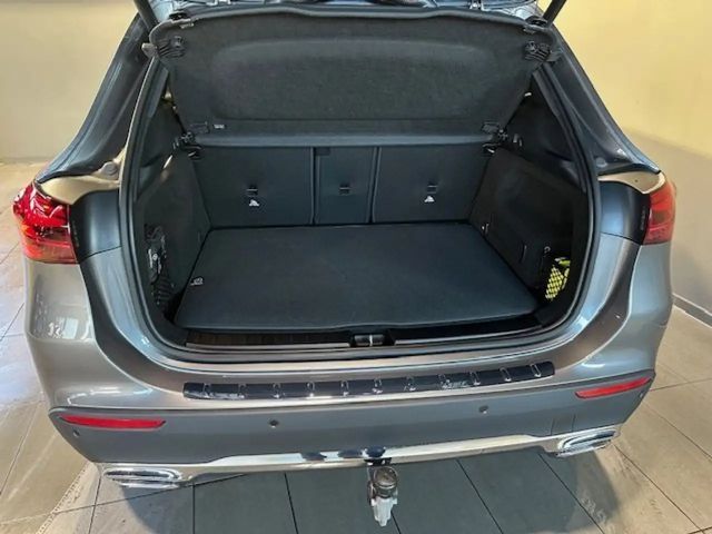 Mercedes-Benz GLA 200 Progressive